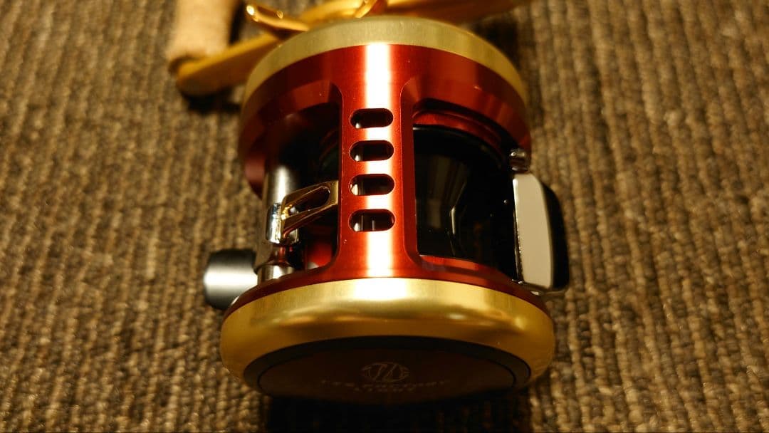 極上ダイワアイズファクトリー 01 ミリオネア ライト CV-Z 103 レッド