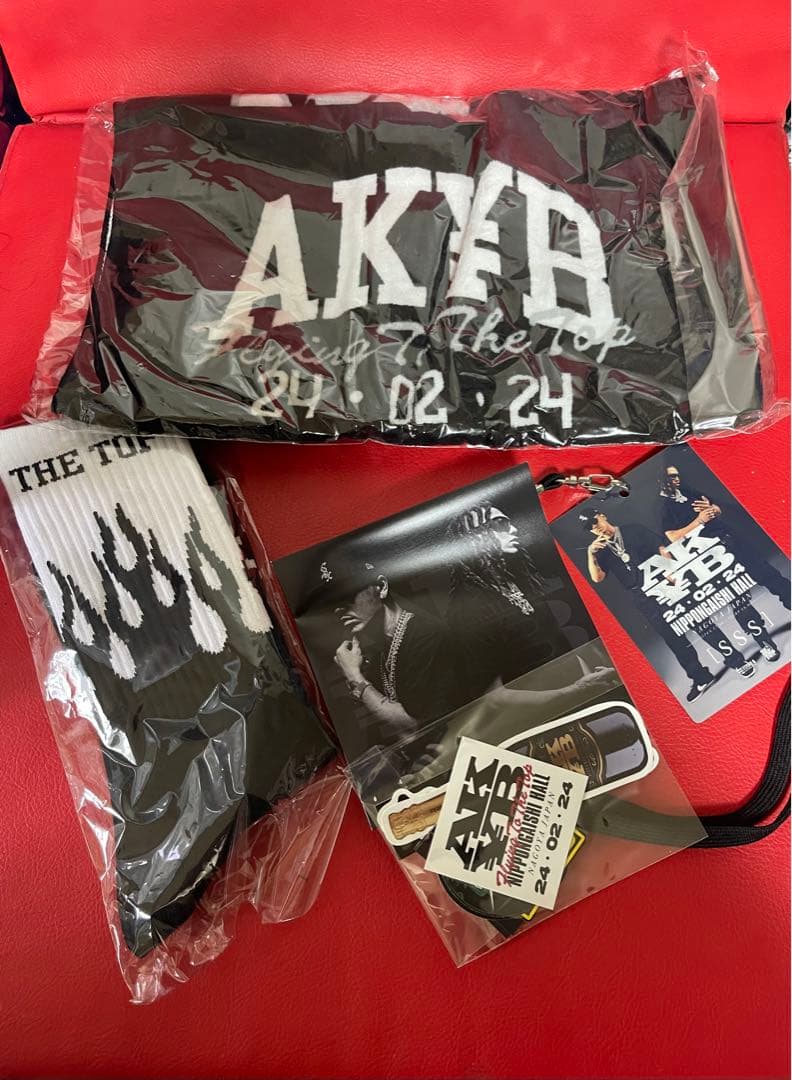 もう手に入らない激レアSSS席❣️ 直筆サイン✨ AK69 yellowbacks