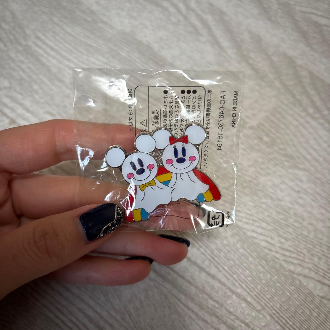 ミッキー ミニー ピンバッジ - メルカリ