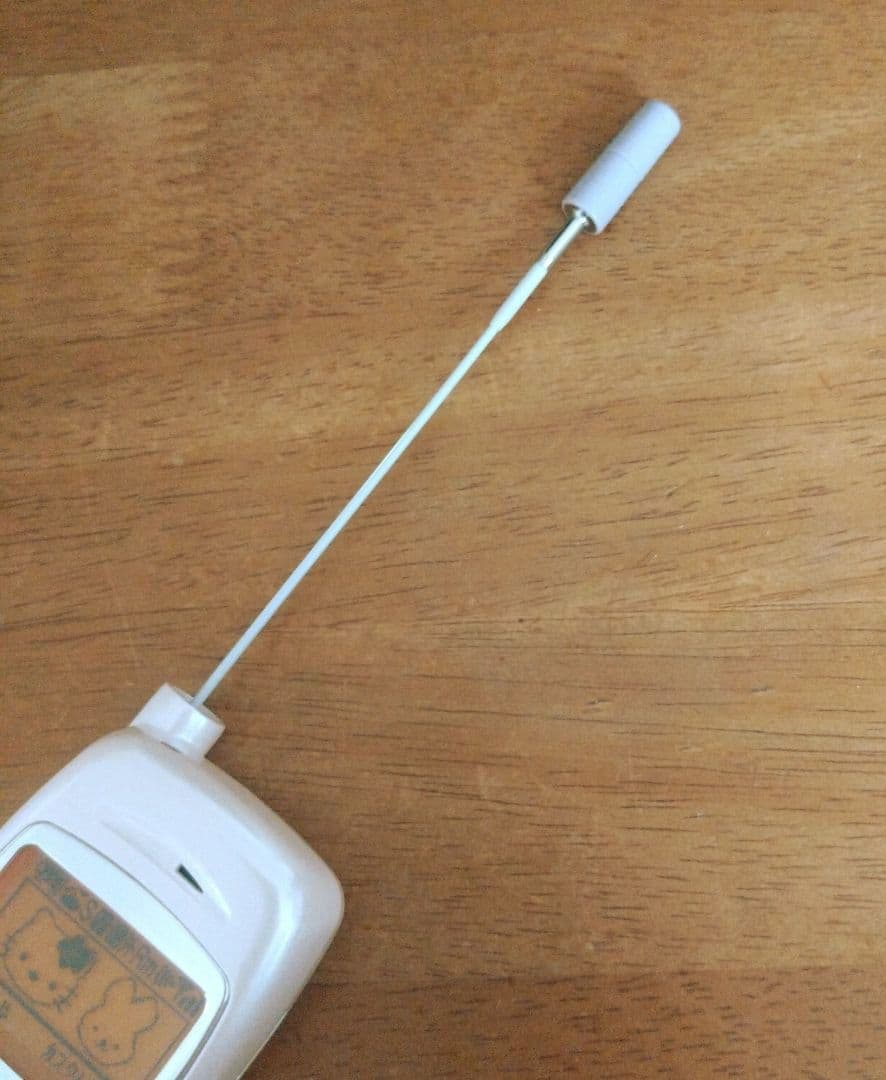 セルラー　Ｄ２０２Ｋ　ハローキティ　モックアップ 展示用模型　ガラケー