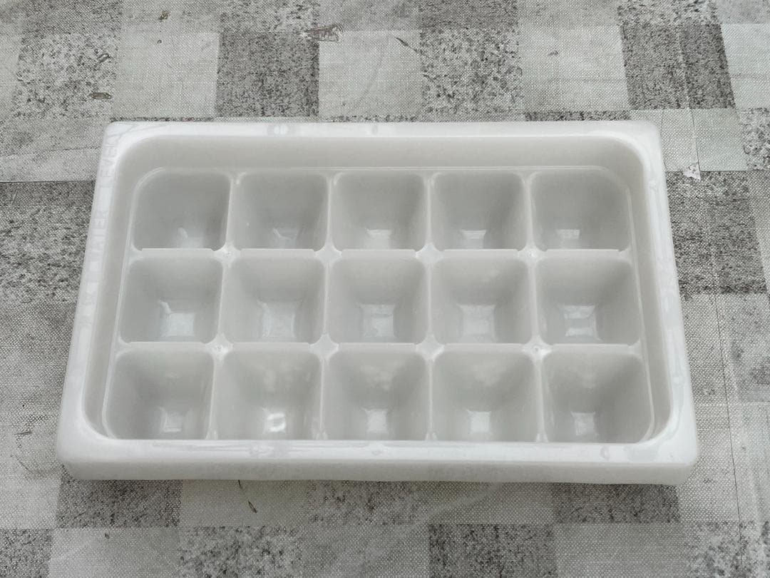 愛知岐阜/送料込☆美品☆シャープ 137L冷蔵庫 SJ-C14A-W 2015年 - メルカリ