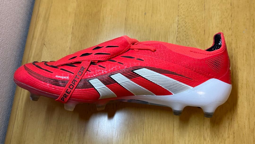 アディダス サッカースパイク プレデター　エリート　FT AG 27.0cm