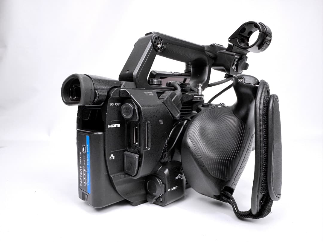 SONY シネマカメラPXW-FS5II ボディ - メルカリ