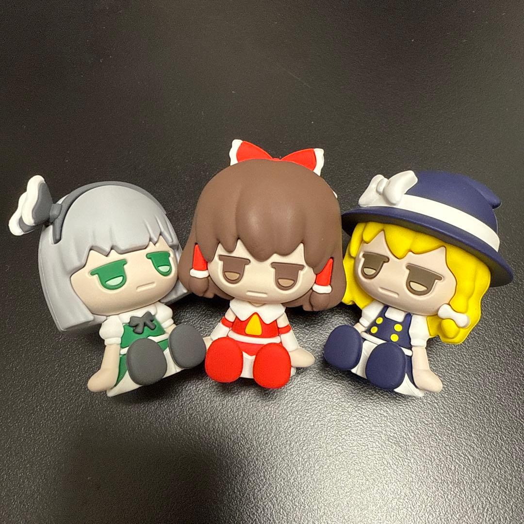 じとっと JITOT 東方project フィギュア 3個セット - メルカリ