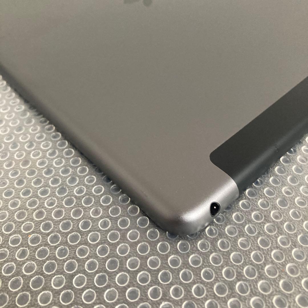 4118 外観美品☆電池最良好☆iPad7 第7世代 32GB SIMフリー☆ - メルカリ