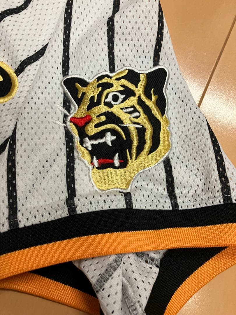 阪神タイガース シャープ産業 ユニフォーム 無地 背番号無し 当時 復刻