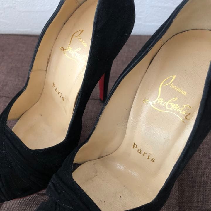 ルブタン】ハイヒール 34.5 愛沢えみり - メルカリ