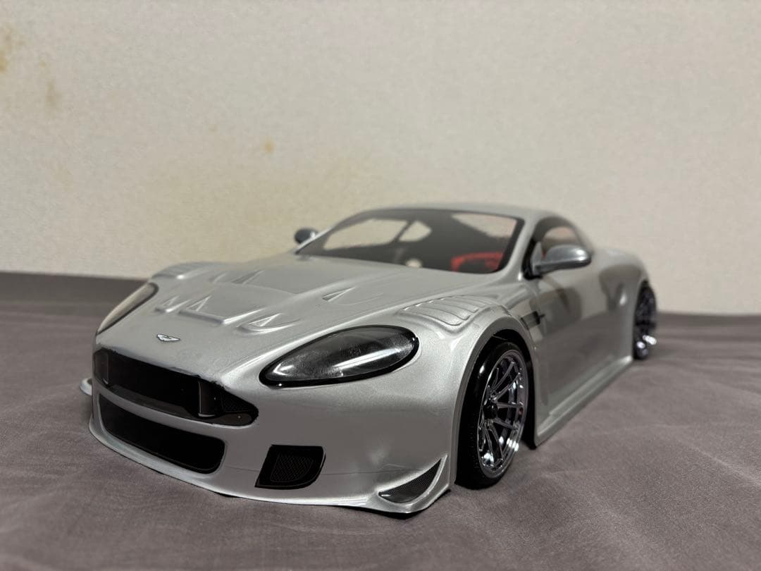 ラジコン ボディ アストンマーティン DB9 1/10 未走行