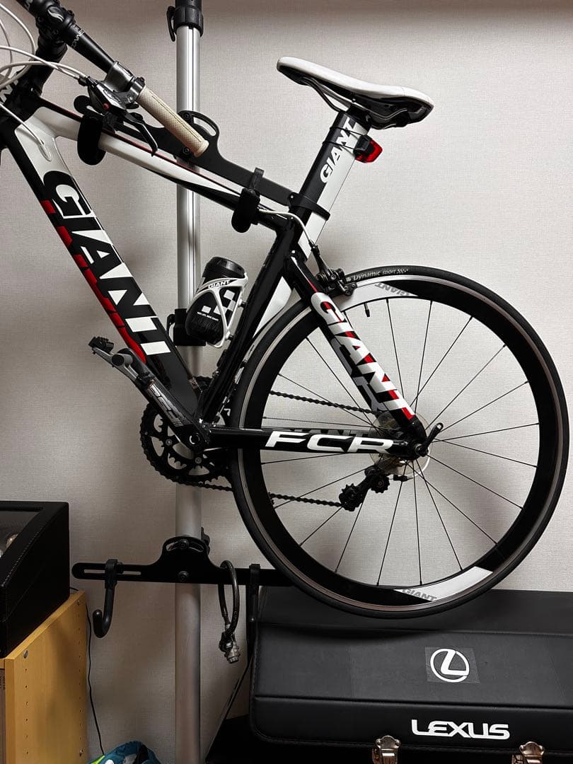 希少・美品】GIANT ロードバイクFCR0（手渡しであれば¥85,000） - メルカリ