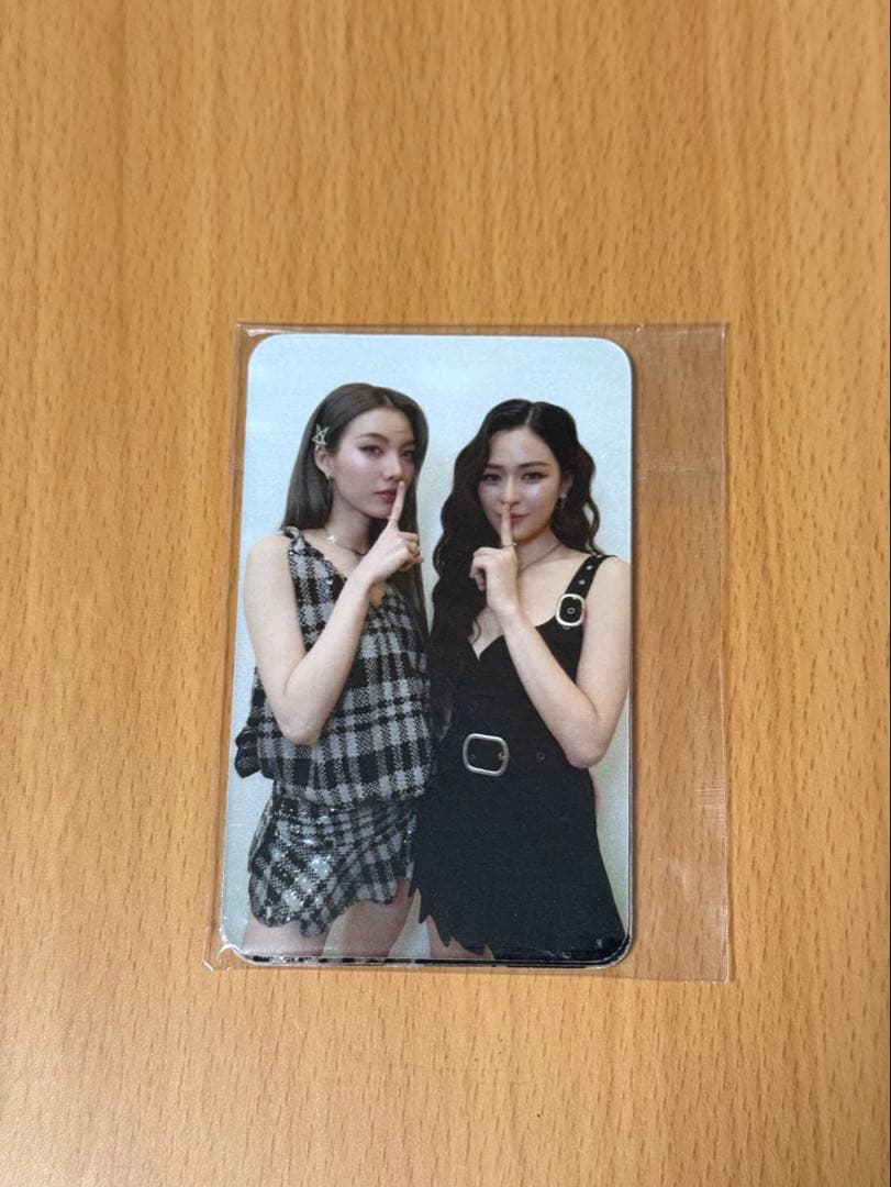 LingOrm サインポスター1枚・フォトカード5枚