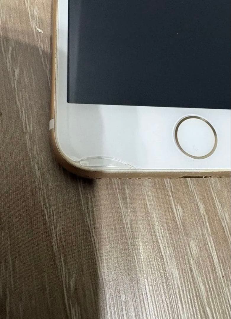 iPhone7 32GB ゴールド SIMロック解除済 SIM解除済み - メルカリ