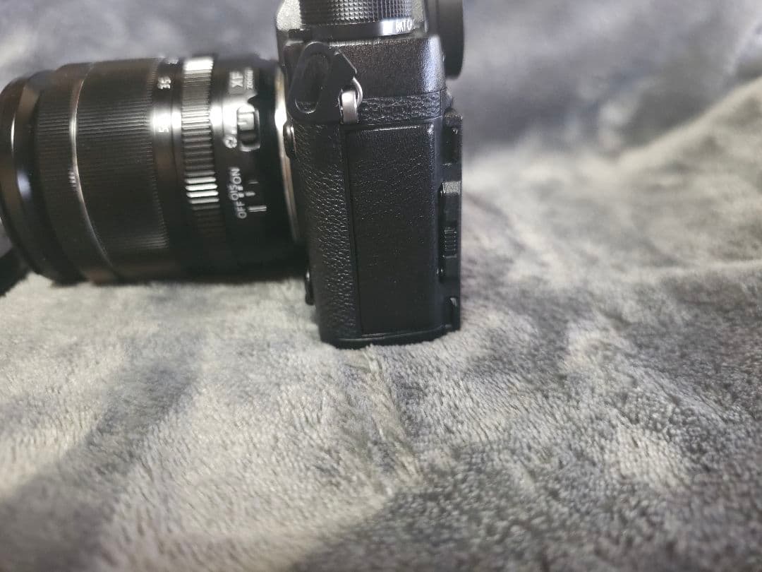 Fujifilm X-T2ボディ+XF18-55f2.8-4 訳あり