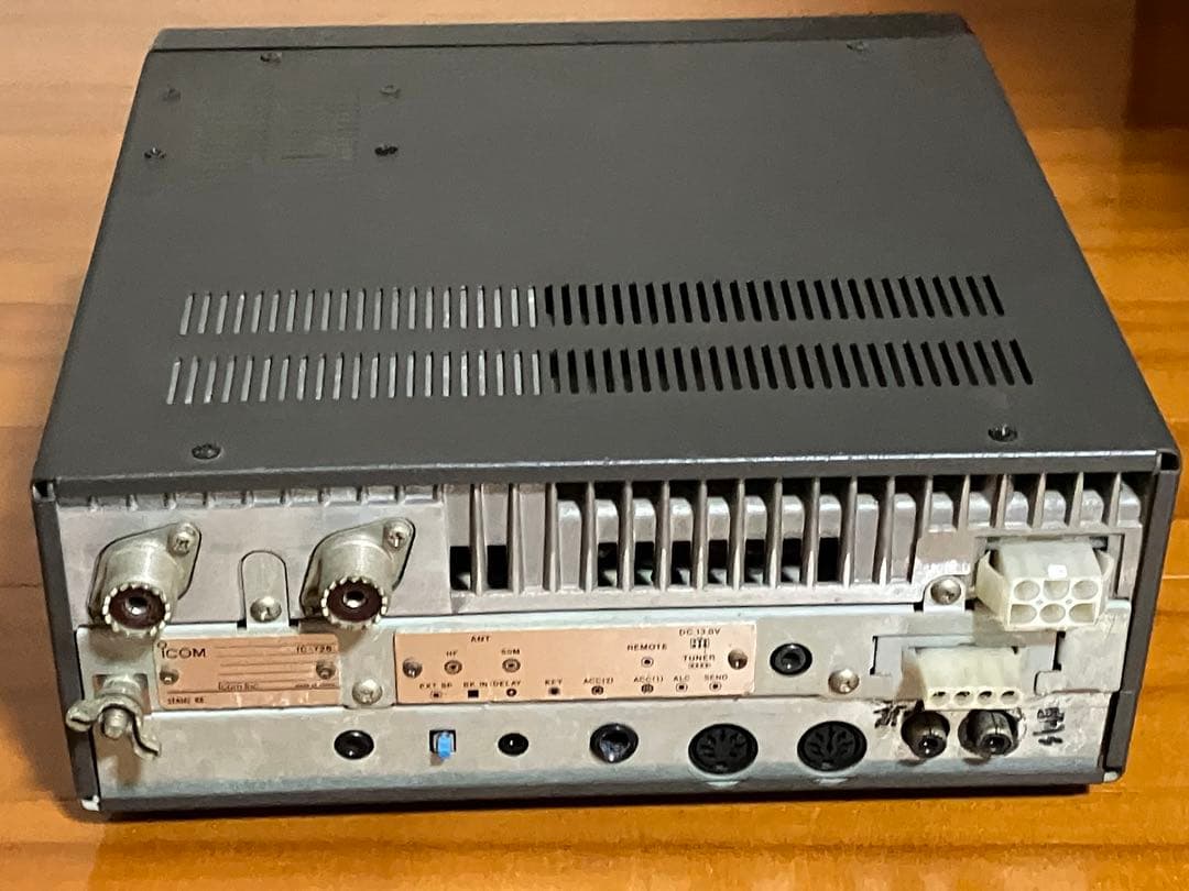 ICOM IC-726 トランシーバー 100w 7MHz拡張（ゼネカバ対応） - メルカリ
