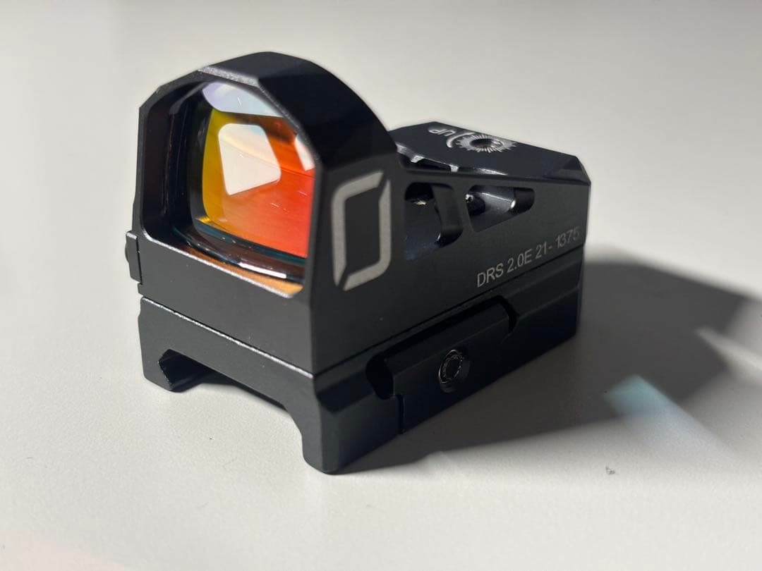 実物 USO Optics DRS2.0E 光感知センサー ドットサイト 実物 USO Optics DRS2 0E 光感知センサー ドットサイト スコープ