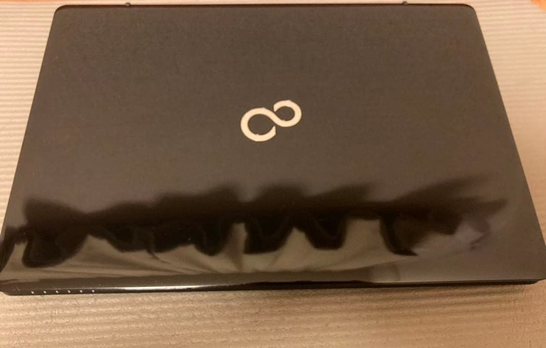 ノートPC LIFEBOOK AH53/B2［ジャンクhddなし］