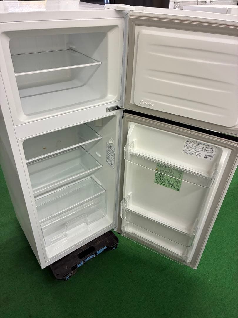 高年式】2022年式 120L Hisense 冷凍冷蔵庫 HR-B12E2W - メルカリ
