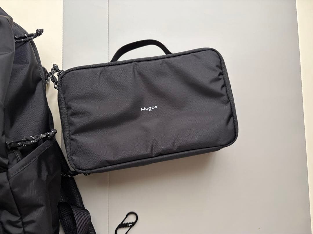 美品 Hugoo ハグー マザーズバッグ リュック カラビナ付き - メルカリ