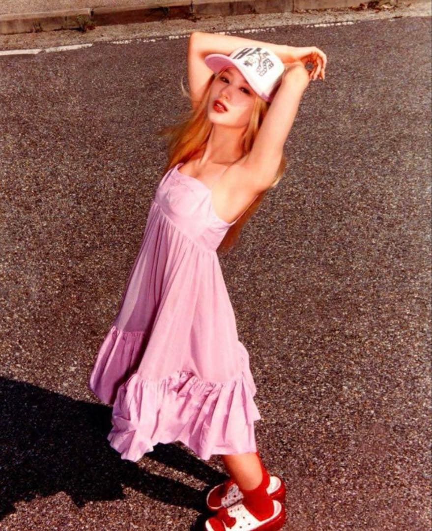 新品TWICEサナ着用ヒステリックグラマーEVILスタッズメッシュキャップ