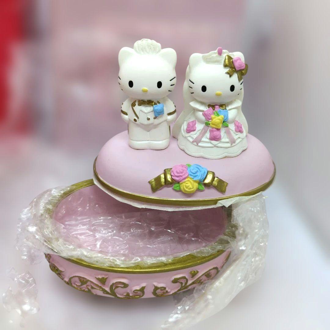 60/ハローキティ ウェディング＆お家 小物入れ 2個セット