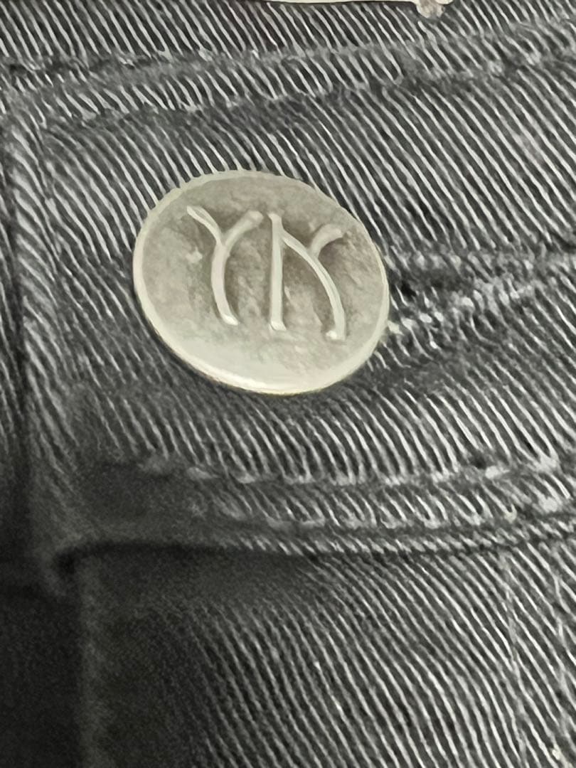 《極美品》YANUK ヤヌークRUTH スリムテーパードデニムW23 ブラック