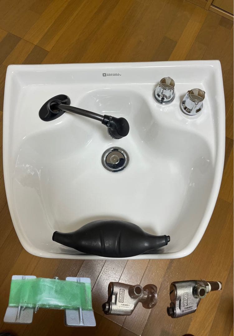 タカラベルモント　シャンプーボール　マジョリカポルト　美容室　理容 中古】シャンプーボール タカラベルモント『MAJOLICA PORTO