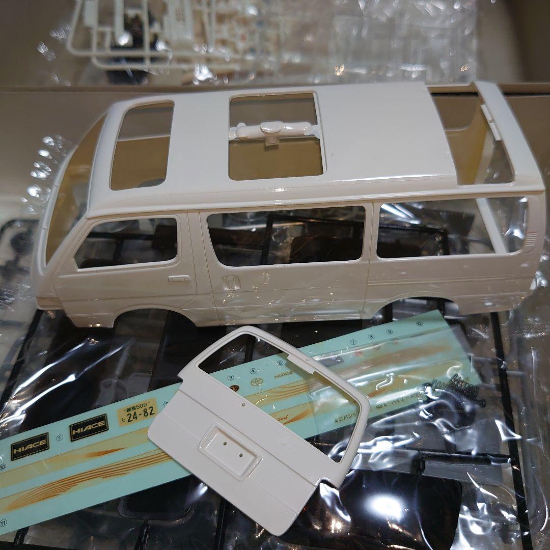 1/24 プラモデル7台まとめ売り　ランドクルーザー　ハイエース　ステップワゴン