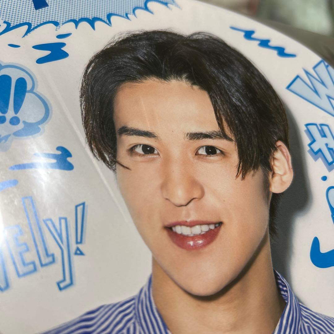 目黒蓮⭐︎うちわ、カード色々13点セット - メルカリ