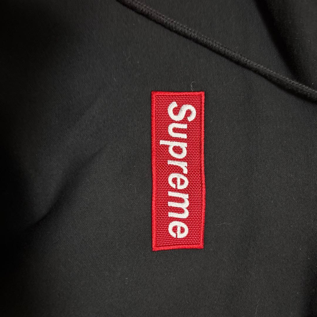 Supreme ブラックパーカー