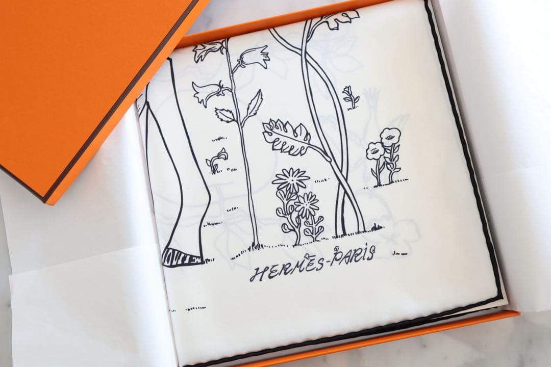 26春夏 エルメス カレ90 《ル・ポミエ・セリエ》