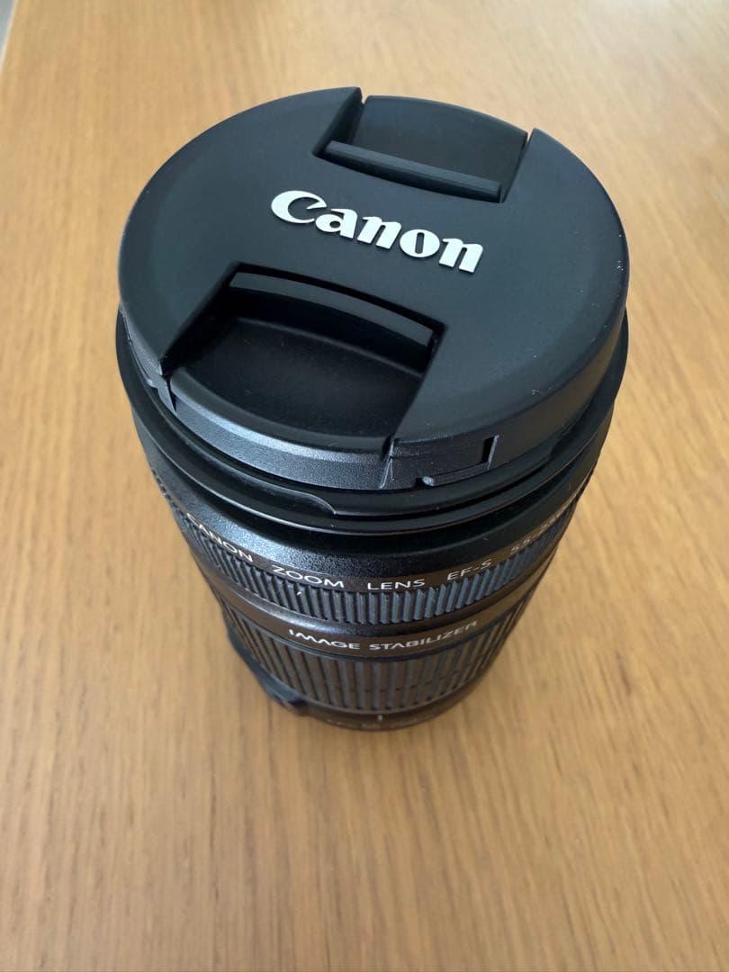 EF-S 55-250mm f/4-5.6 IS ズームレンズ
