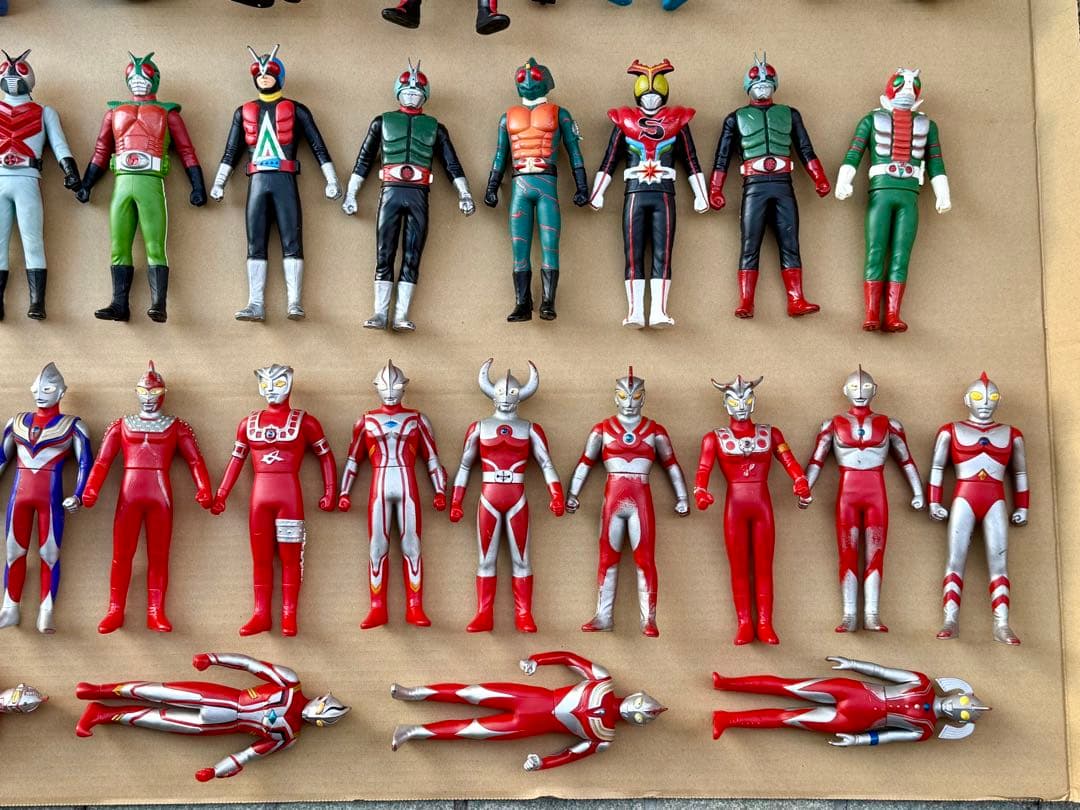ウルトラマン 怪獣 円谷プロ まとめて 49体セット フィギュア 仮面ライダー