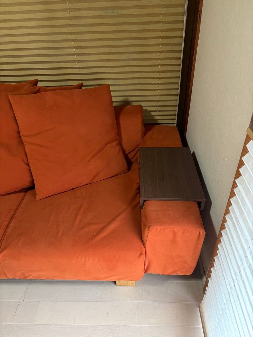 NOYES】ノイエス／アームテーブル／decibelシリーズ／ウォールナット