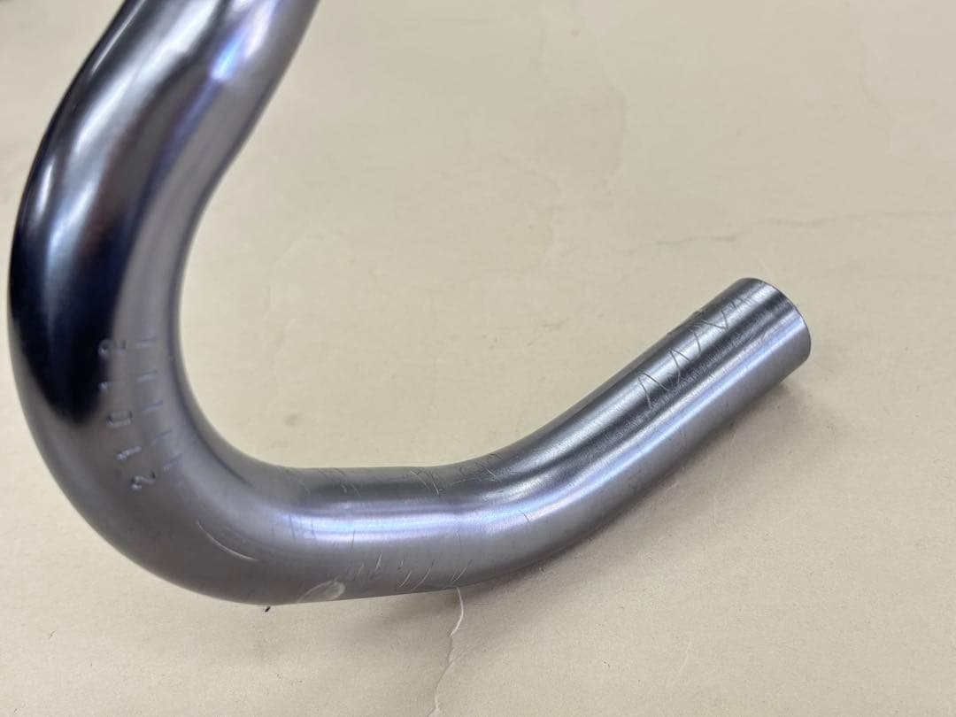 297 【新品・完成車取外し品】 SR サカエ　MODOLO　ANATOMIC