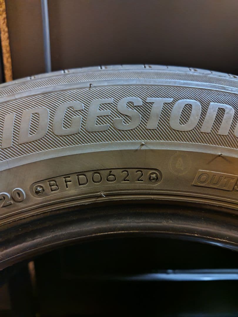 205/60/R16 ブリヂストン　REGNO　GR-XⅡ 4本　②