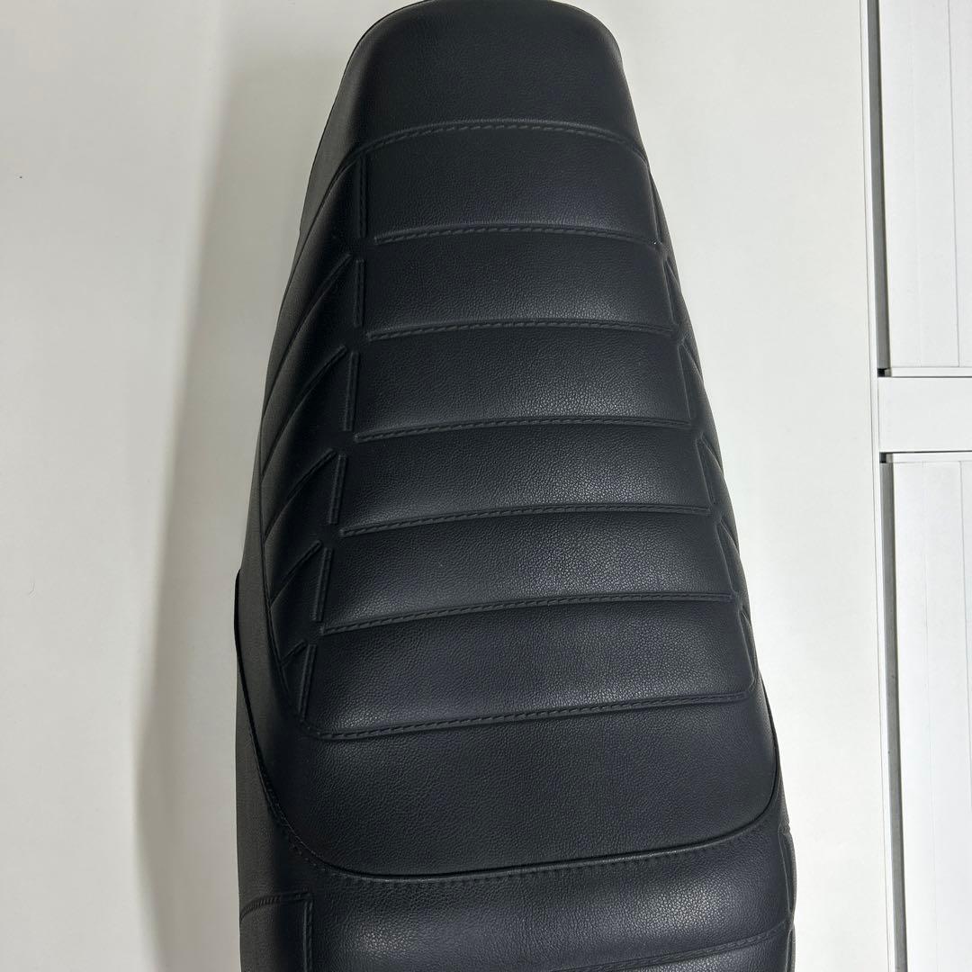 美品☆ベスパPX用JIULIARIジュリアリーヤンキーシート - メルカリ