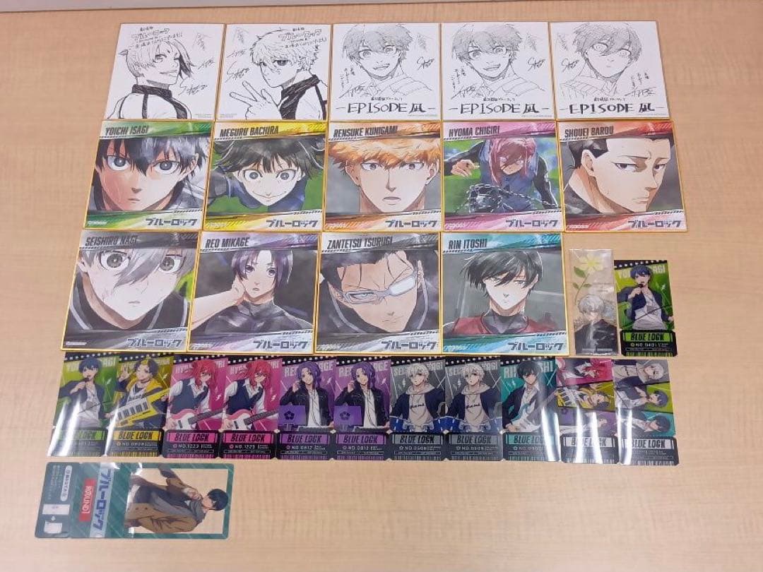 ❶ブルーロック 特典 紙類 ぱしゃこれ 色紙 アクスタなど まとめ売り