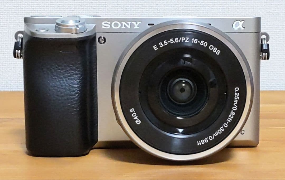 SONY ソニー α6000 ミラーレス一眼 パワーズームレンズキット α6000 ミラーレス一眼カメラ パワーズームレンズキット シルバー ILCE