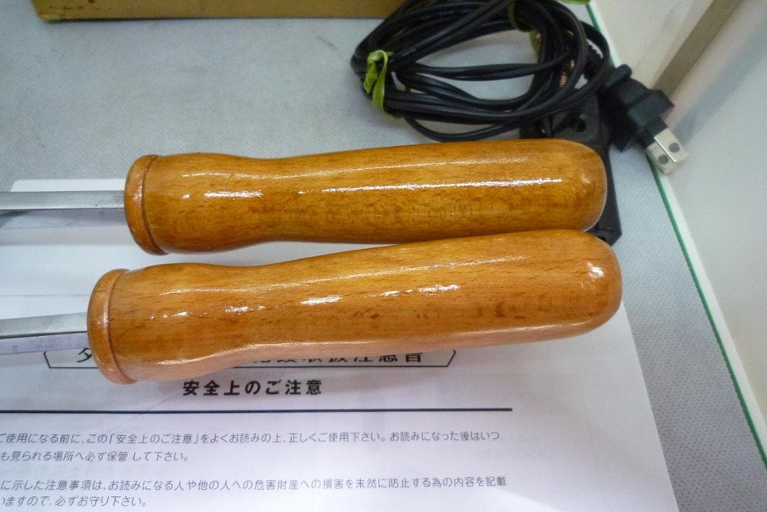 ちゃすみれ和裁教室モデル　タキイ　和裁こて　和裁コテ　鏝２本付