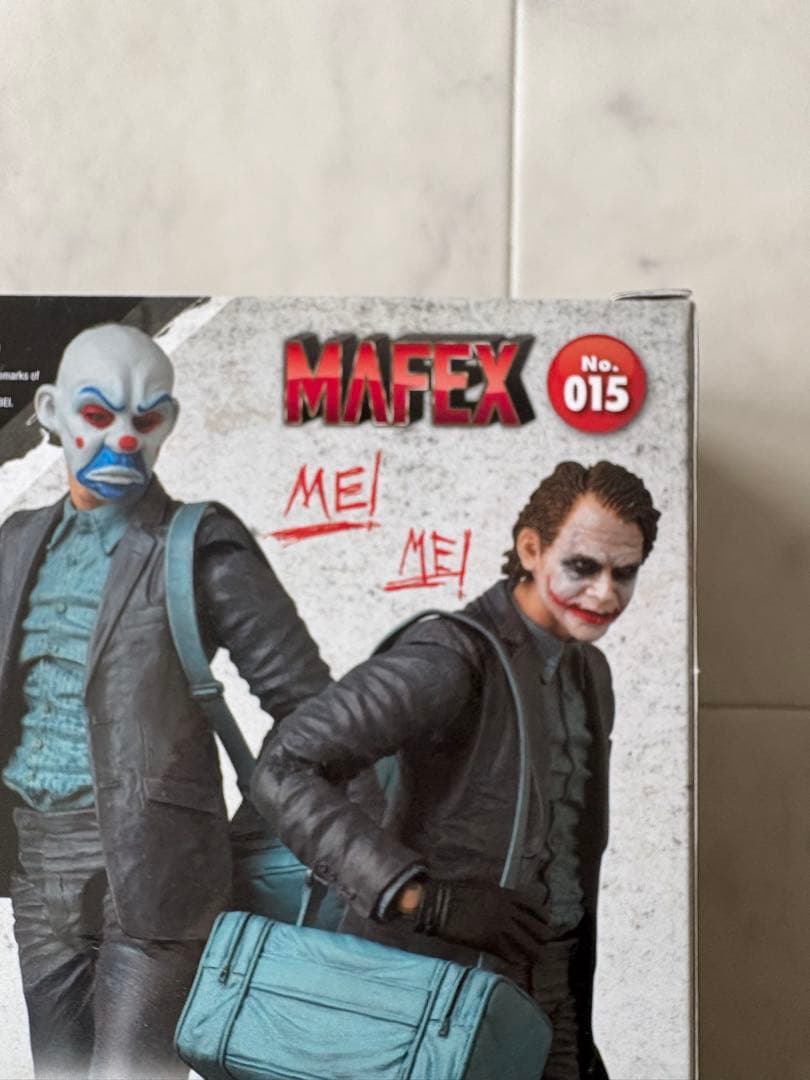 ダークナイト　ジョーカー　フィギュア　MAFEX 015 THE JOKER