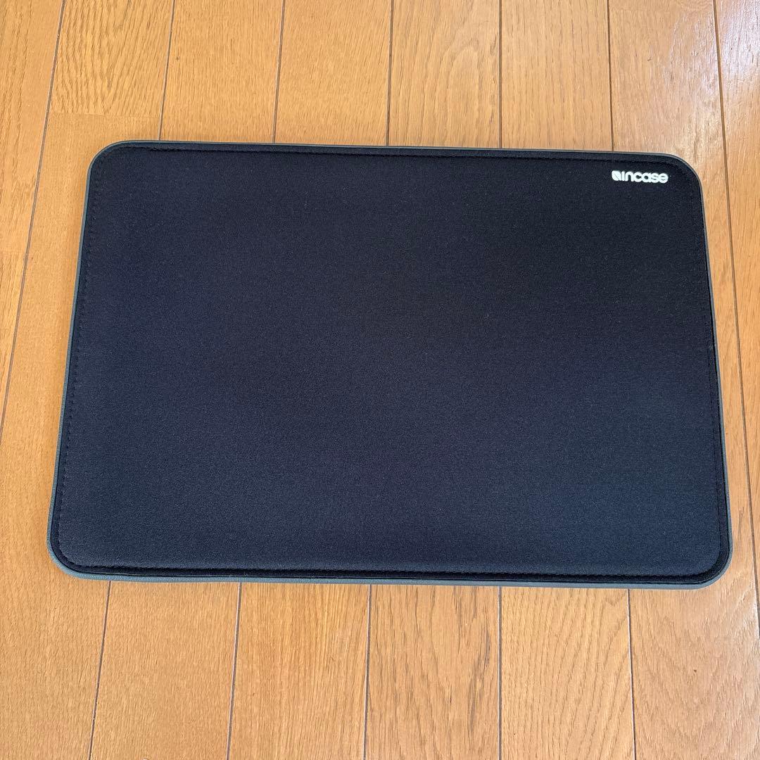 インケース マックブック ケース スリーブ 35.5cm x 24.5cm 位