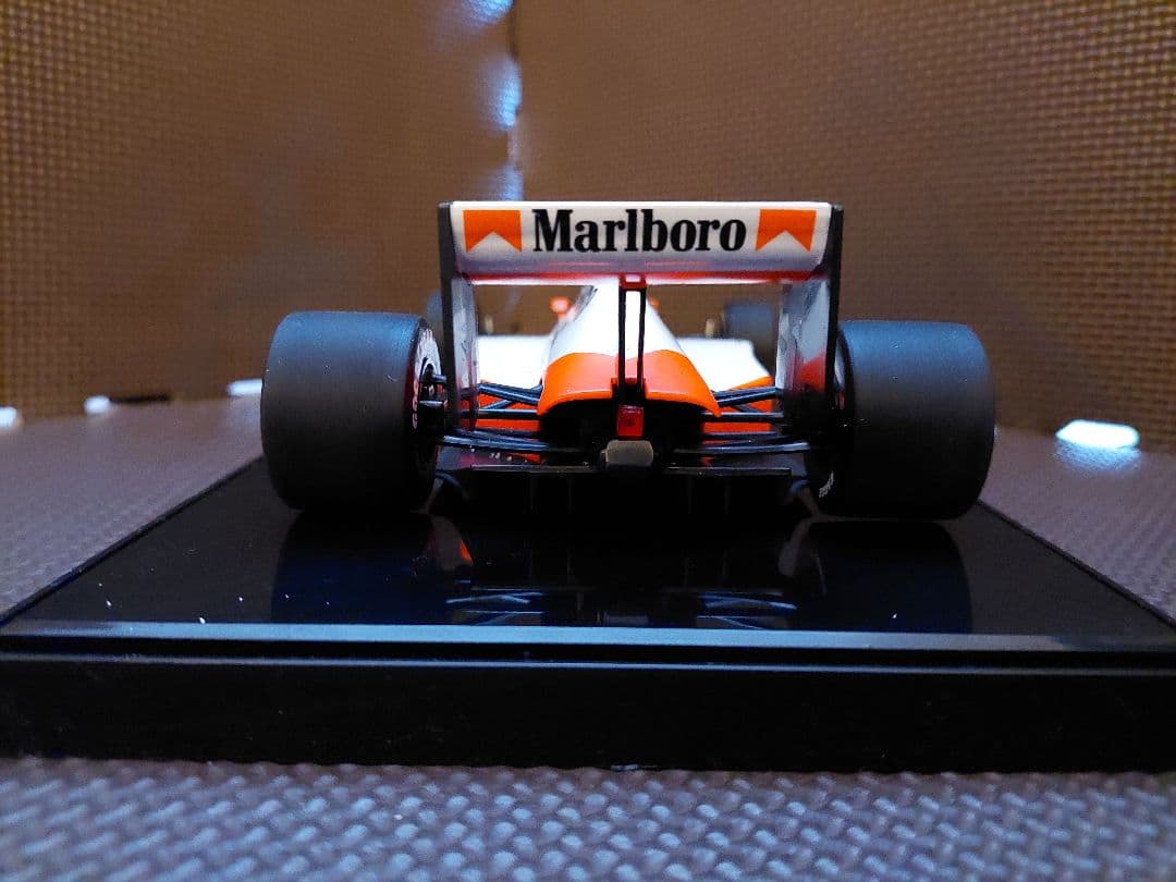 1/18 マクラーレン・ホンダ MP4/5 A.セナ 1989 マルボロ仕様 - メルカリ