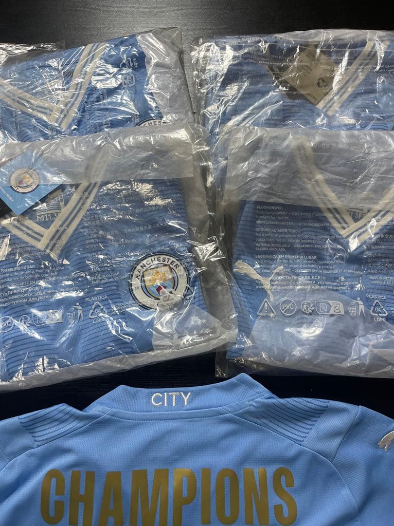 ⭐︎日本未発売 欧州即完売品⭐︎ マンチェスターシティ優勝記念限定