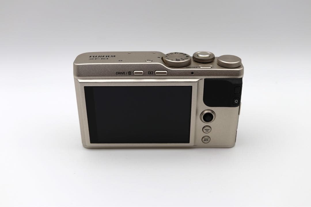 美品【FUJIFILM】XF10 FUJINON EBC 18.5mm F2.8