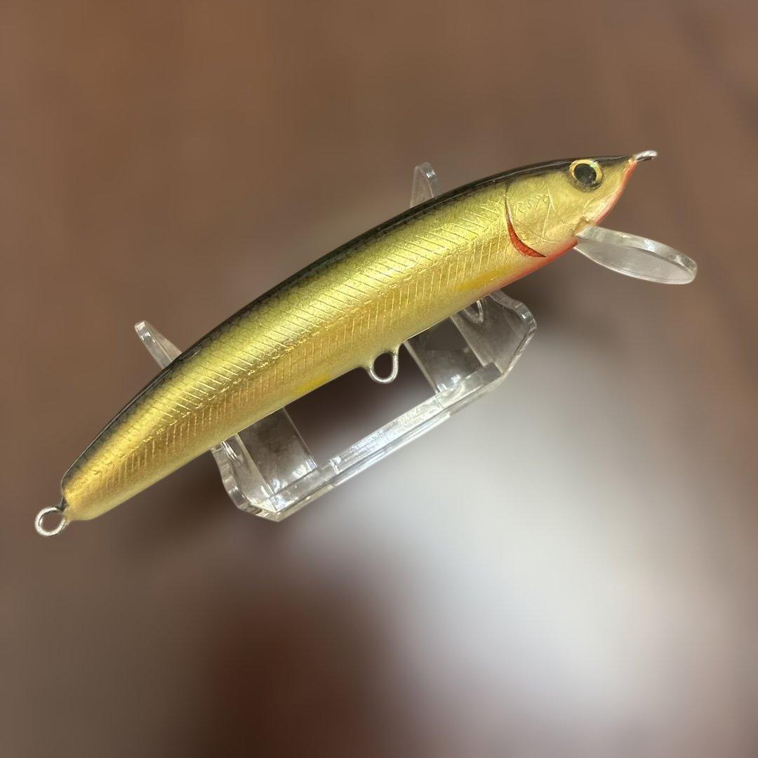 ORA RS90 0501銀箔シャッドカラー　ミノー　湖　ルアー ORA RS90 0501 銀箔 イクラ 湖 ルアー ミノー - メルカリ