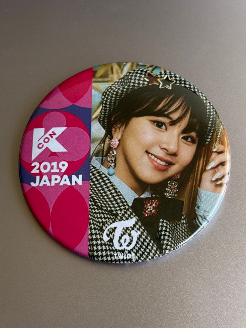 KCON 2019 JAPAN TWICE チェヨン 缶バッジ - メルカリ