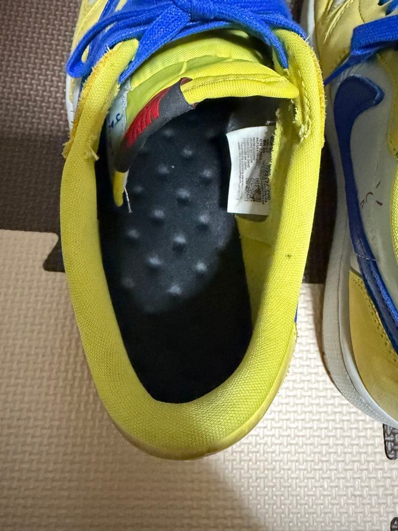 Travis Scott × Air Jordan 1 Low \"Canary\"