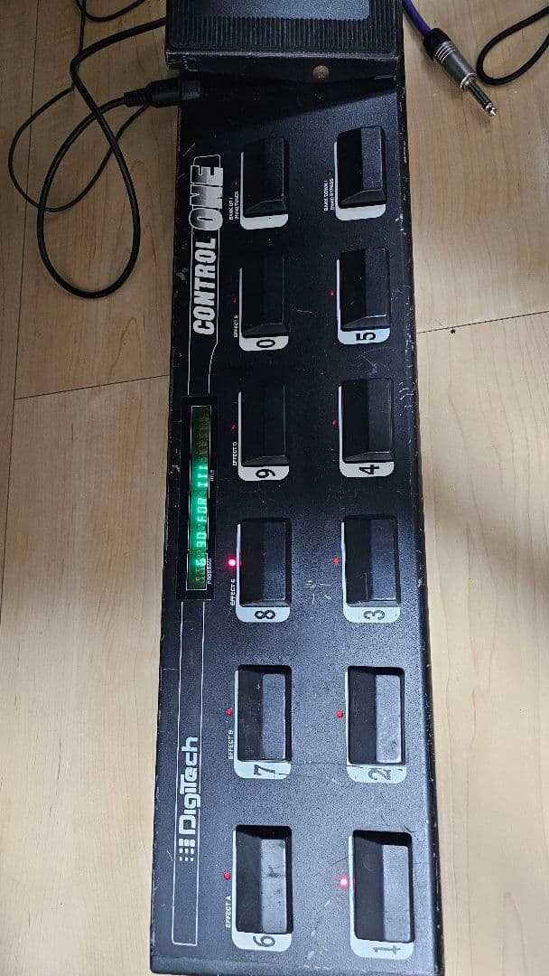 DigiTech 2112 Studio Guitar System - メルカリ