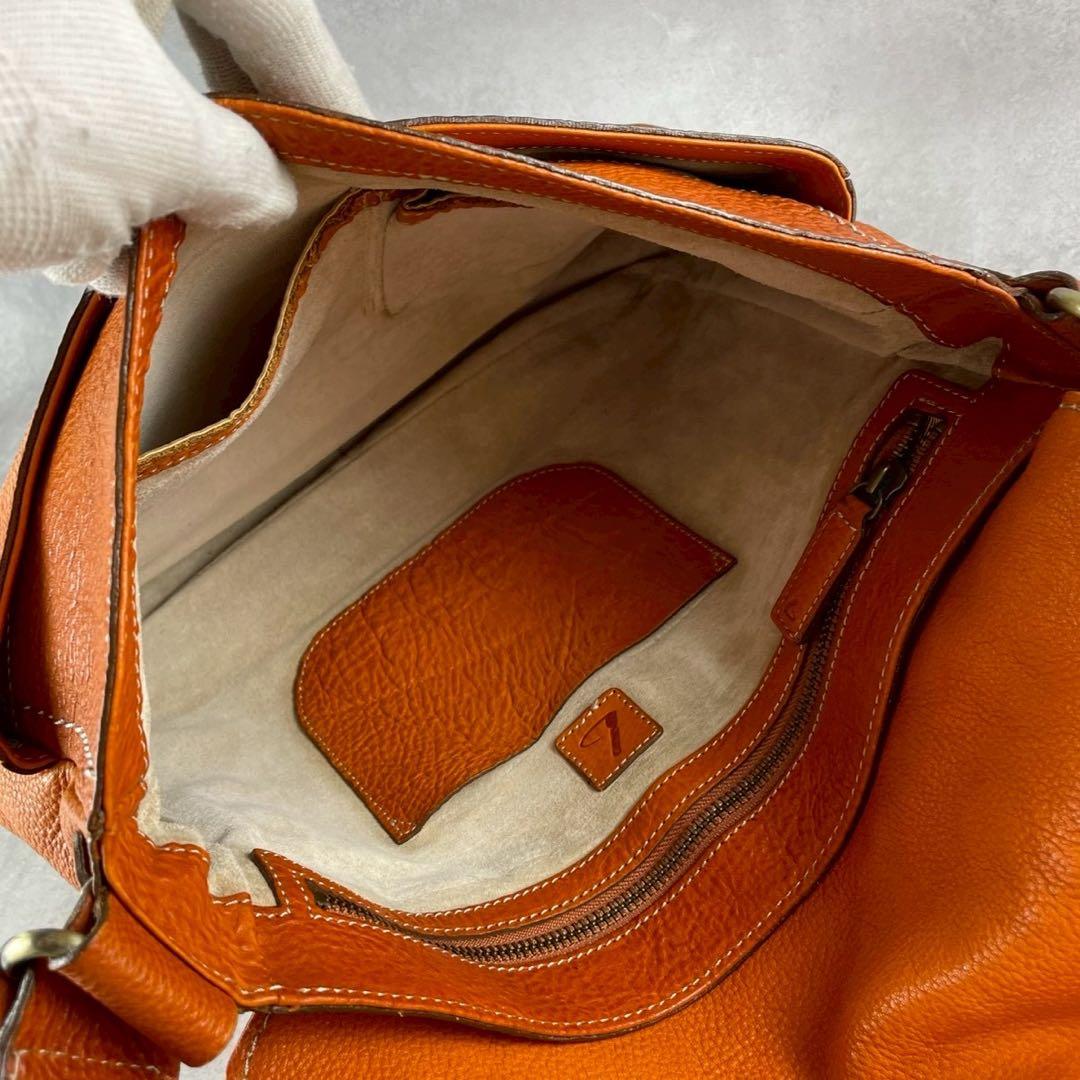 希少✨ 土屋鞄 メッセンジャーバッグ トーンオイルヌメ 斜め掛け A4可