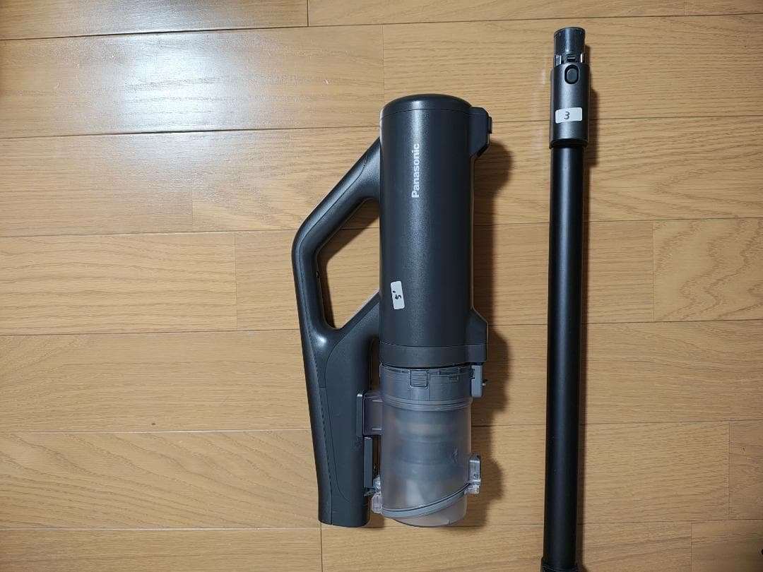 パナソニック☆掃除機☆2023年製☆MC-SB85K☆バッテリーの状態良好☆3