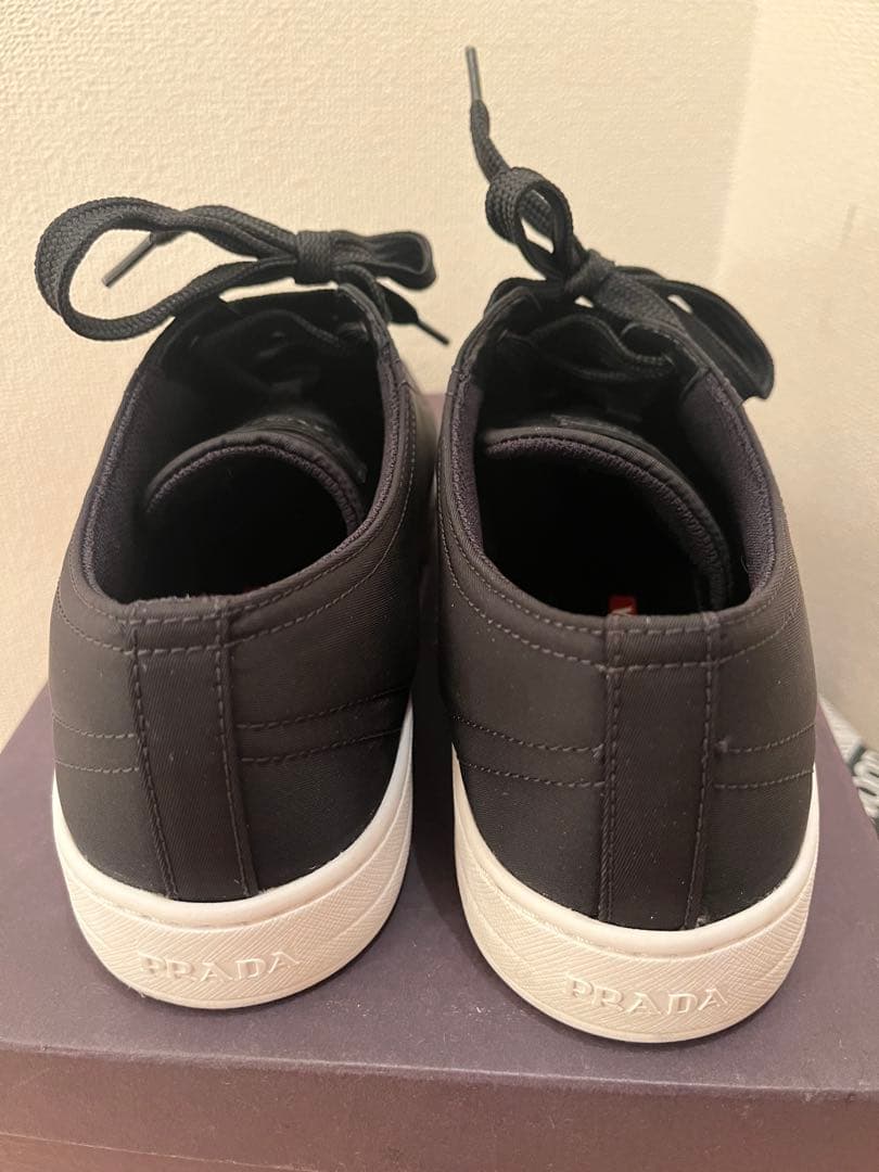 新品同様 PRADA プラダ スポーツ スニーカー 3E6187 黒 - メルカリ